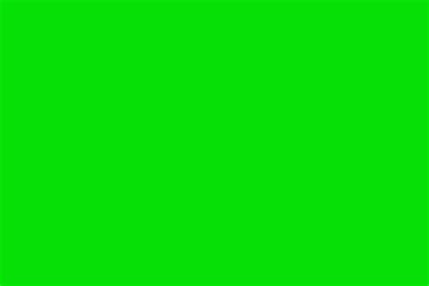 A diagram illustrating the Chroma Key process, showing a green screen video being isolated and replaced with a new background.