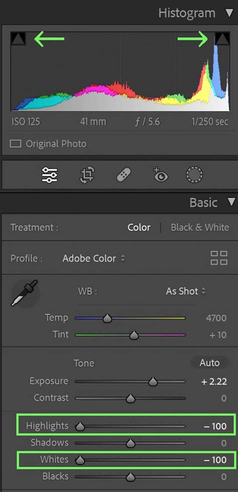 Lightroom Classic Histogram with Clipping Indicators
