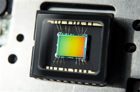 Digital camera sensor