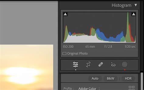 Lightroom interface showing exposure and highlights sliders
