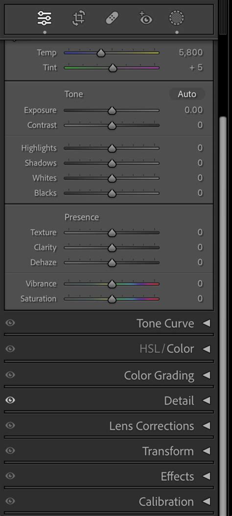 Lightroom Classic Syncing status indicator