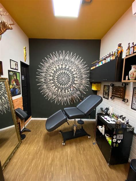 Kapwa Tattoo Studio interior